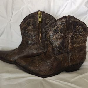 Super star ankle boot